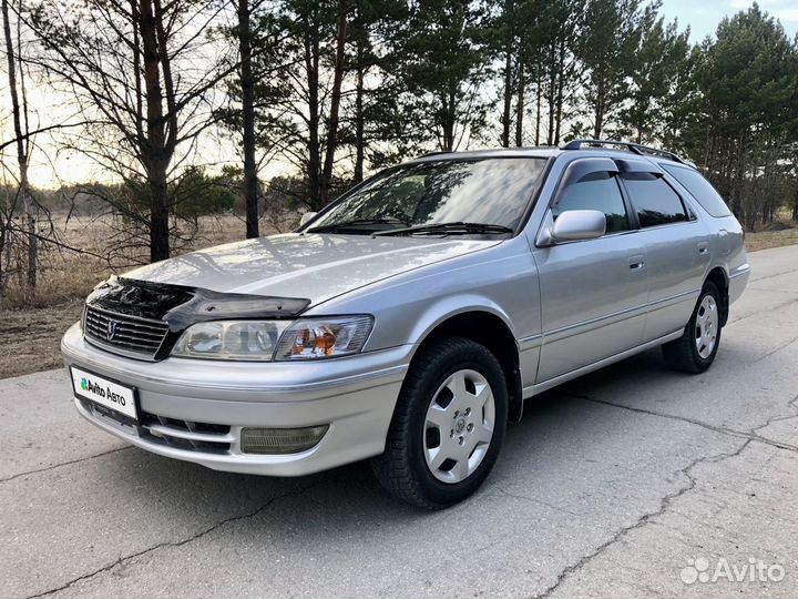 Toyota Mark II Wagon Qualis 2.5 AT, 1998, 250 000 км