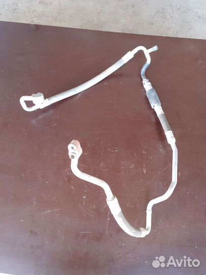 Трубка кондиционера Фольксваген Гольф 5 плюс