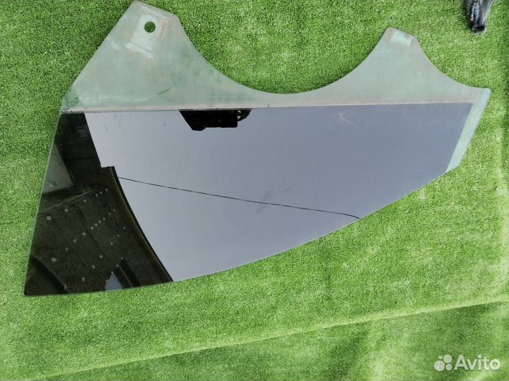 Стекло двери переднее левое Audi A7 3.0 2015