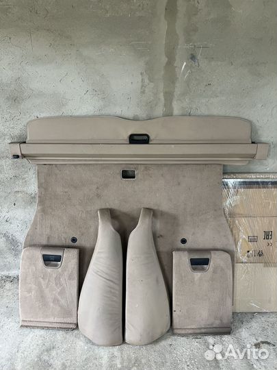 Задняя часть салона BMW X5