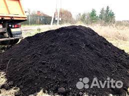 Почвогрунт плодородный с доставкой до 15 тонн