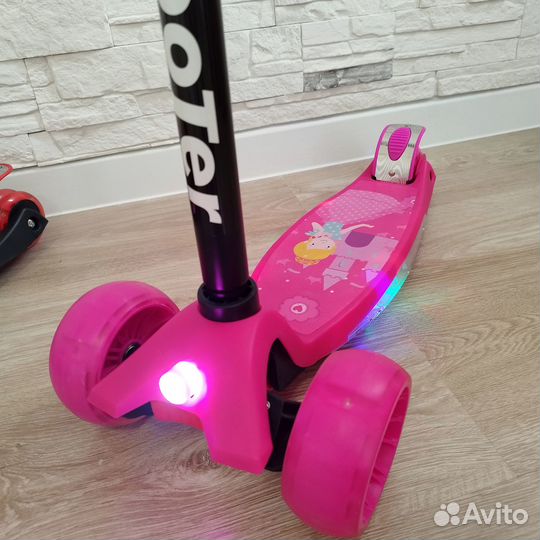 Самокат детский трехколесный с подсветкой scooter