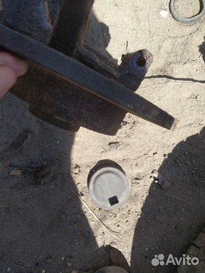 Кулаки поворотные renault clio symbol