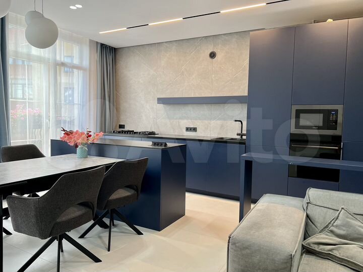 3-к. квартира, 100 м², 3/5 эт.