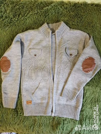 Кофта для мальчика 10-12 лет
