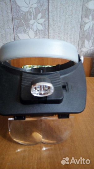 Лупа-очки сменными линзами и подсветкой