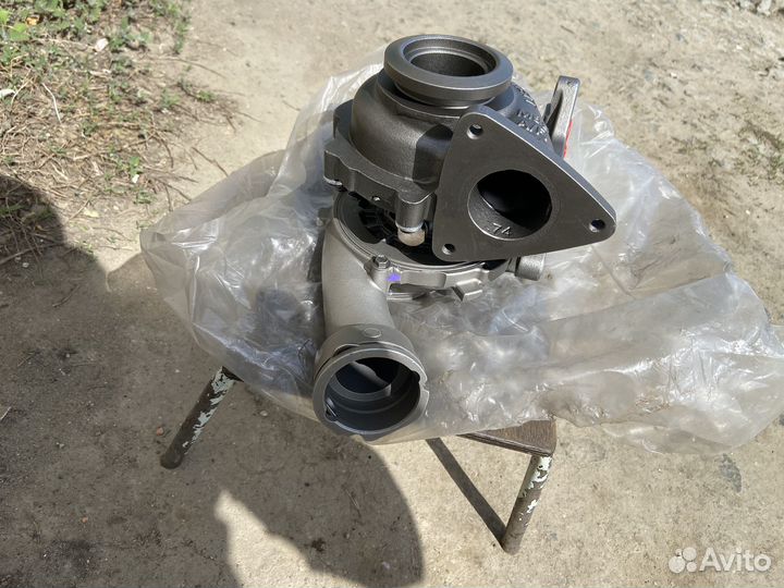 Турбина на volkswagen t5 2.5 TDI