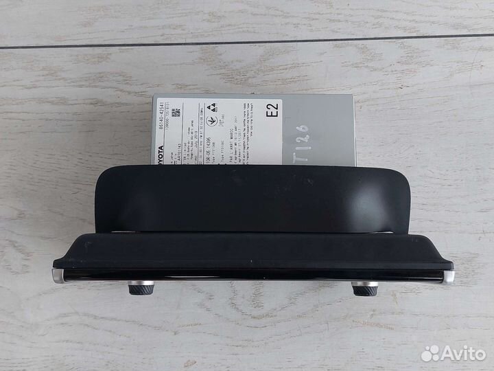 Toyota Rav4 XA50 Монитор