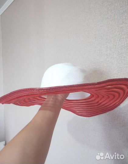 Шляпа пляжная