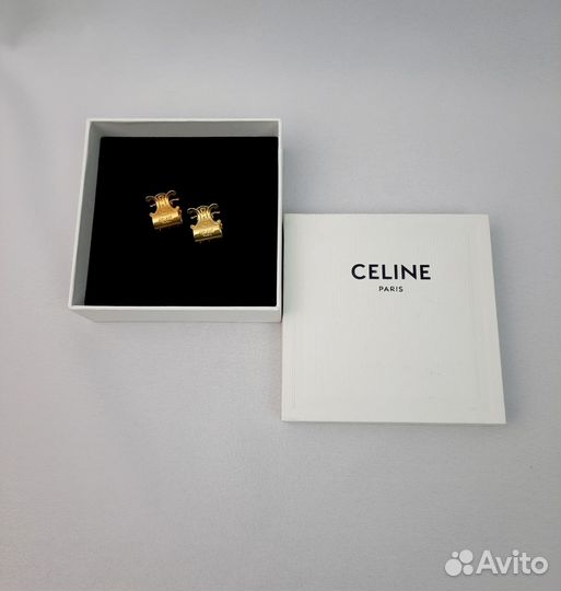 Продаю новый набор заколок Celine