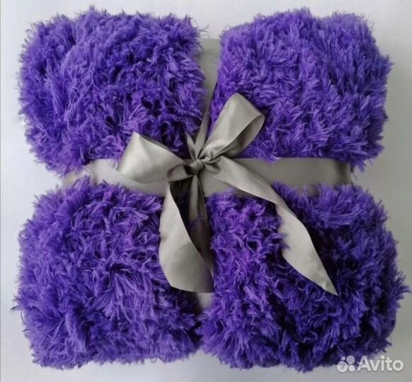 Подарок на 8 марта сиреневый плед