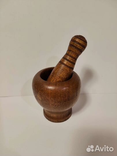 Ступка с пестиком дерево, новая