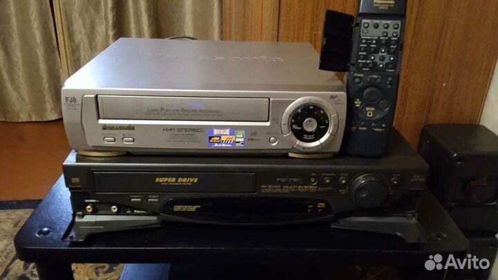 Видеомагнитофон panasonic