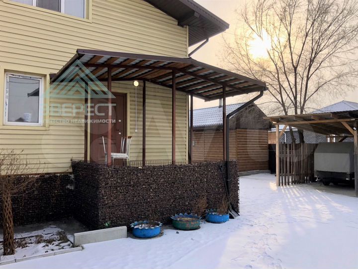 Дом 240 м² на участке 15 сот.