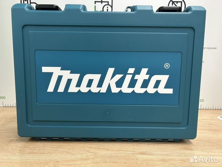 Сетевой перфоратор Makita HR2470 оригинал