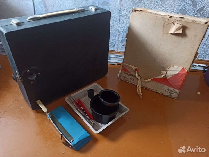 Фотоувеличитель и глянцеватель СССР