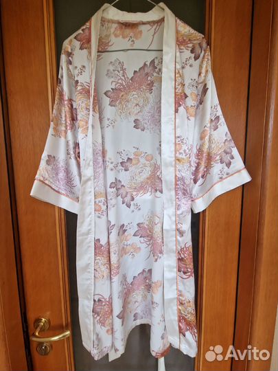 Женский халатик шелковый