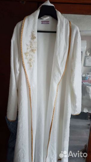 Белый махровый халат женский и мужской