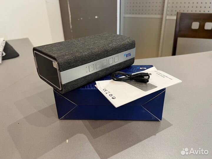 Портативная колонка втб