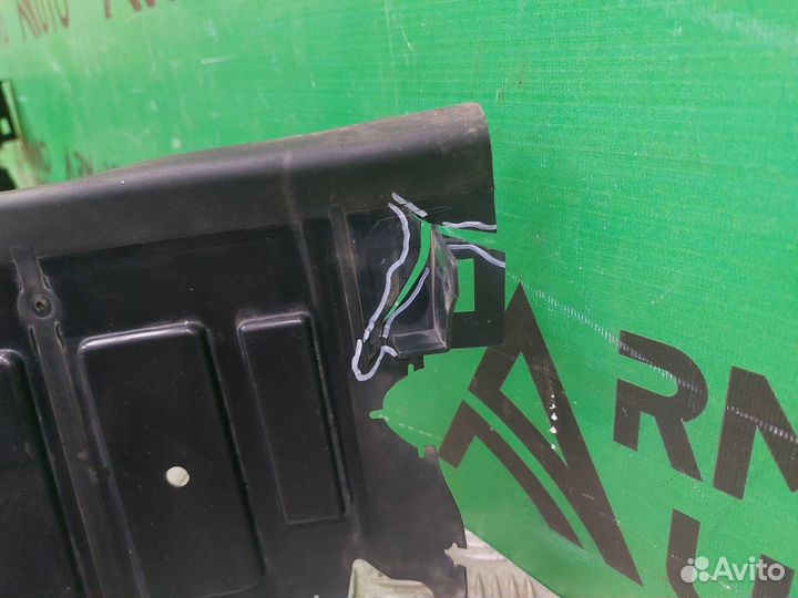 Воздуховод радиатора верхний Bmw X3 G01 2017-Нв