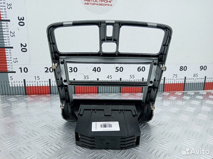 Рамка для Mitsubishi Space Star 1