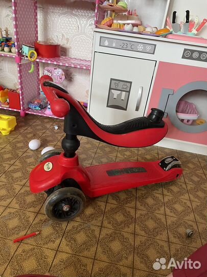 Самокат детский с ручкой
