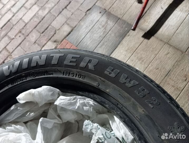 Jinyu YW52 205/55 R16 94T