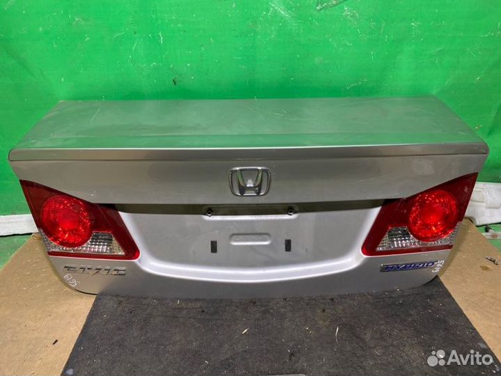 Крышка багажника Honda Civic 4D