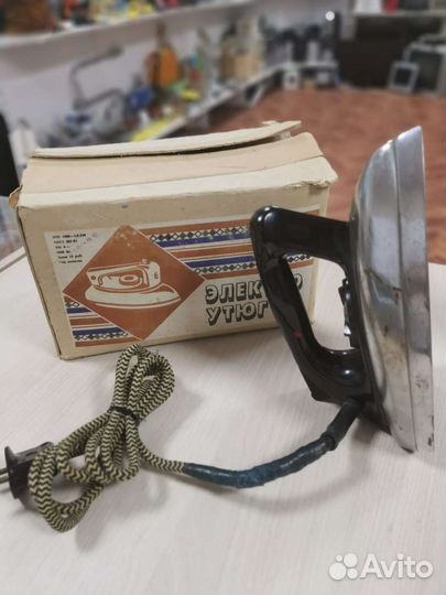 Утюги в ассортименте, Утюги СССР