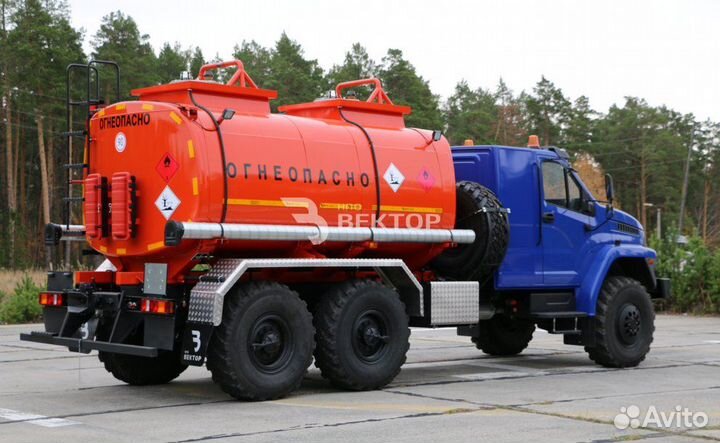 Водитель топливозапращика (бензавоза) вахта