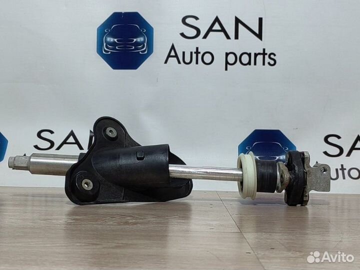 Рулевой карданчик Bmw X5 E70 N52B30AF 2008