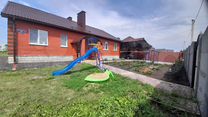 Дом 139,4 м² на участке 15 сот.