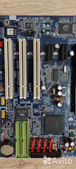 Материнская плата gigabyte