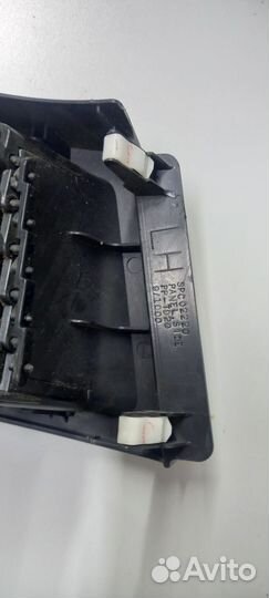 Дефлектор печки левый Lancer 10