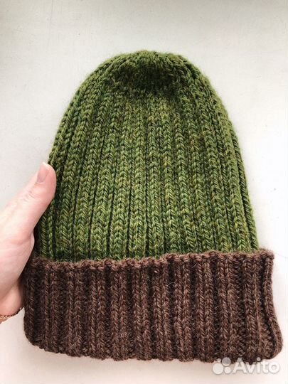 Шапка шерстяная. Ручная работа