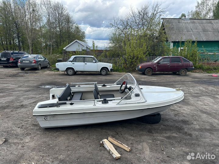 Моторная лодка