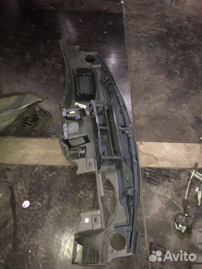 Jeep grand cherokee 2008 WK накладка торпеды верх