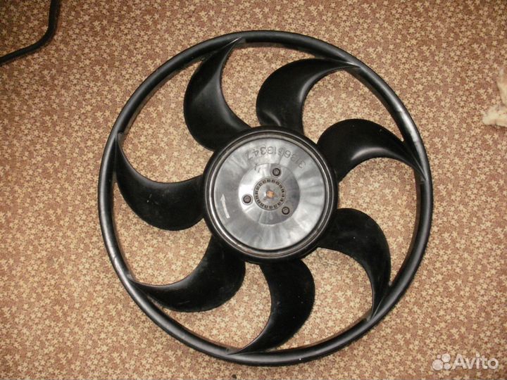 Рено Логан-вентилятор радиатора