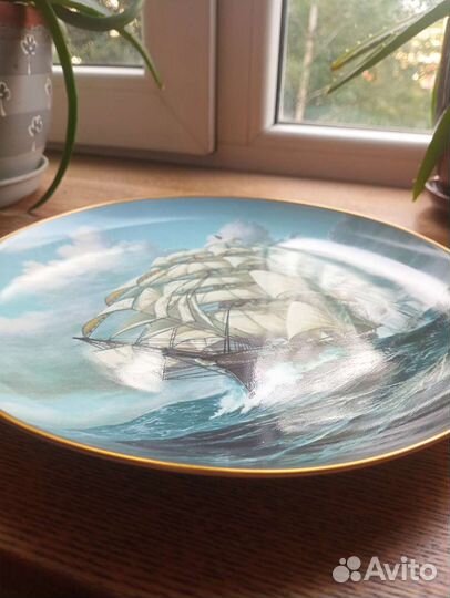 Тарелка декоративная: Парусник Ариэль, Англия