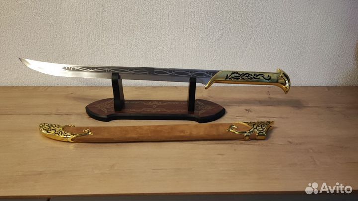 Кинжал сувенирный 