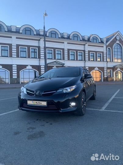 Toyota Auris 1.6 МТ, 2013, 121 000 км