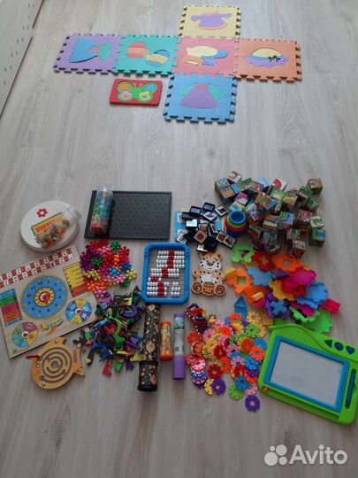 Развивающие игрушки