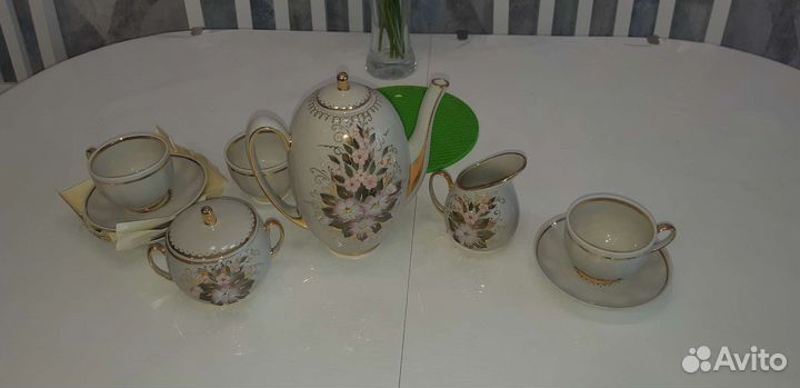 Кисловодский фарфоровый кофейный сервиз