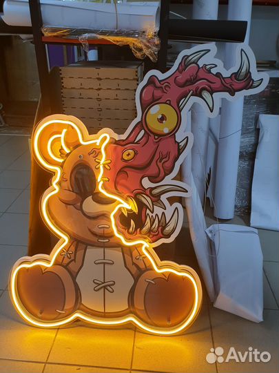 Monster teddy с неоновой подсветкой