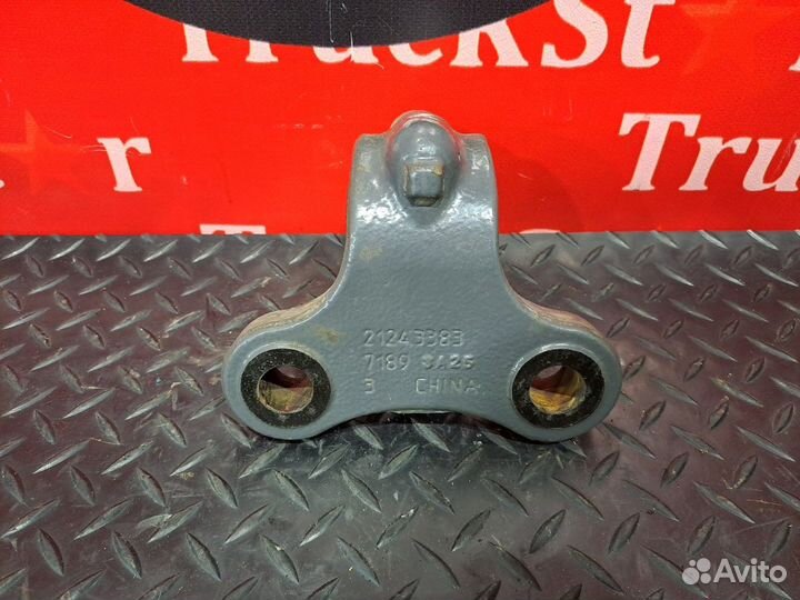 Кронштейн стабилизатора переднего