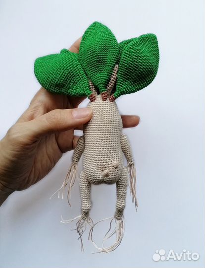 Мандрагора вязаная игрушка