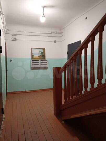 3-к. квартира, 81 м², 1/2 эт.