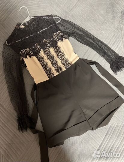 Комбинезон с шортами