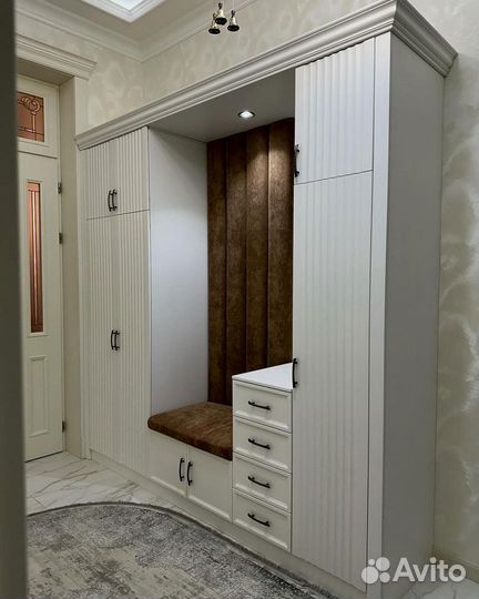 Шкаф распашной с фрезеровкой