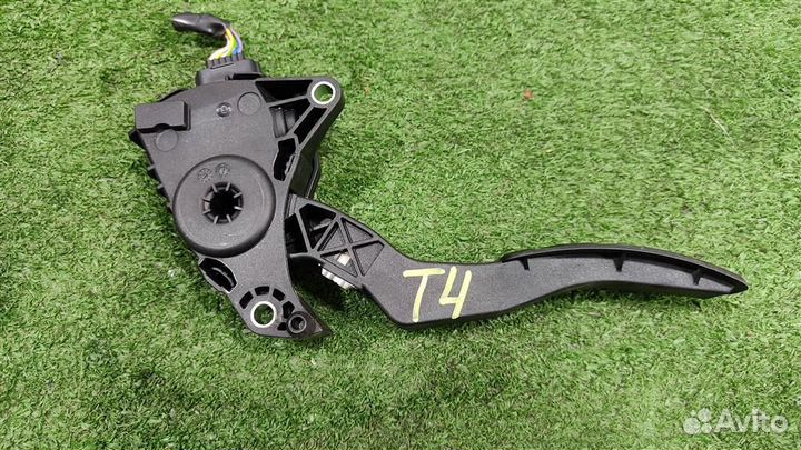 Педаль газа электронная Nissan Qashqai J11 2014